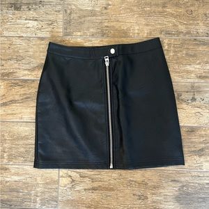 Faux leather mini skirt